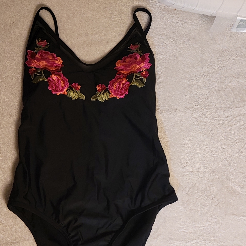 Cute One-piece Swimsuit